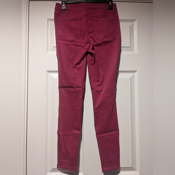Preowned Women's 6 Old Navy Rockstar Midrise Skinny Jeans-Raspberry - Picture 2 of 2